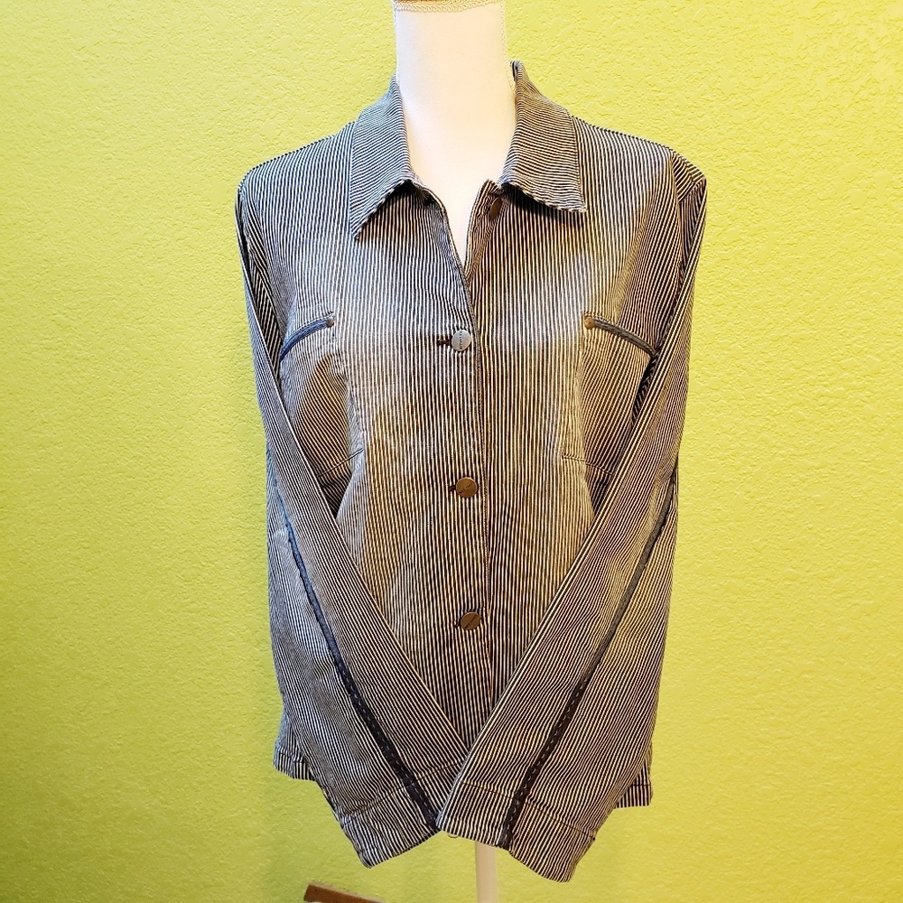 🍒BOGO! Blue Willi's Light Denim Jacket, XL, EUC